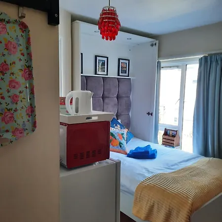 Centre Ensuite * コーク